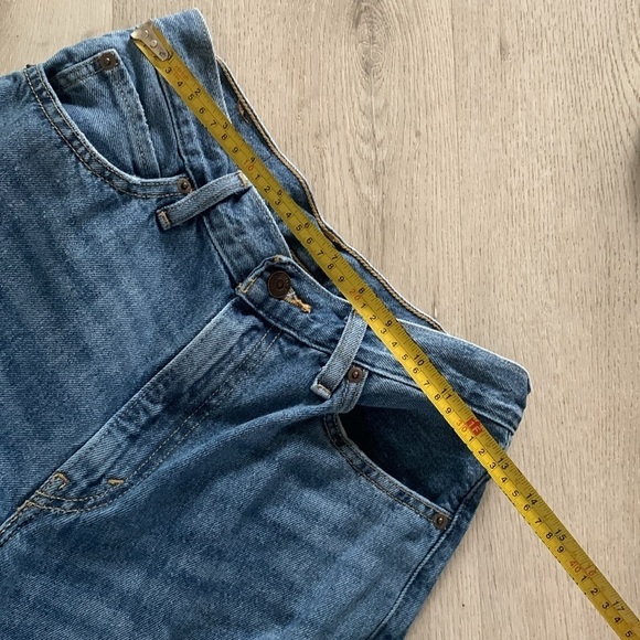 LEVI’S 94 BAGGY HIGH RISE JEANS size 26 distressed medium wash - Picture 8 of 13